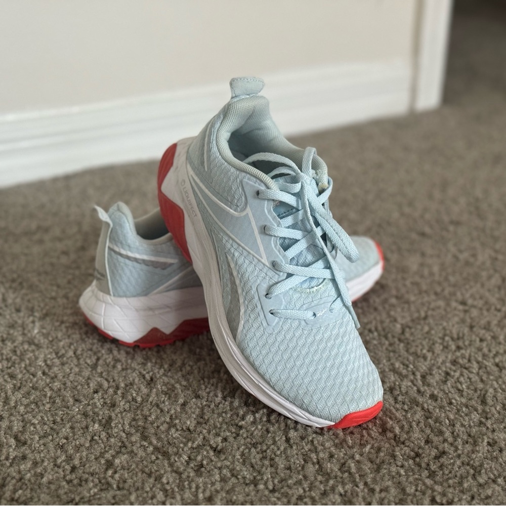Reebok Liquifect sneakers